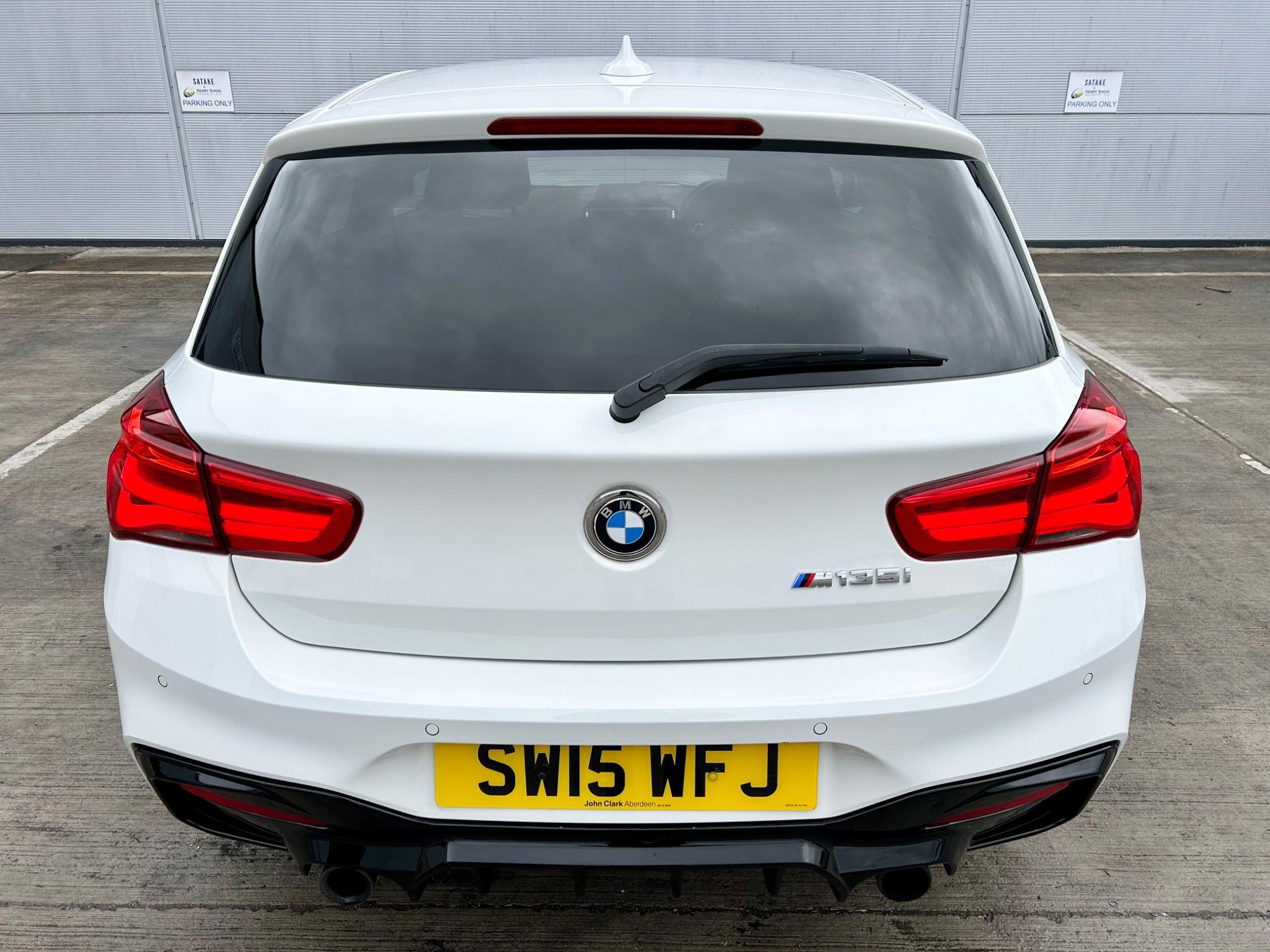 BMW 1 Series view 5