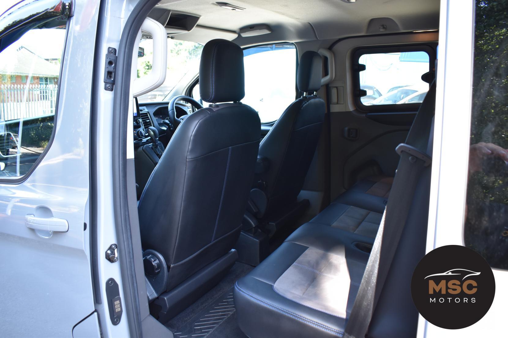 Ford Transit Custom view 38