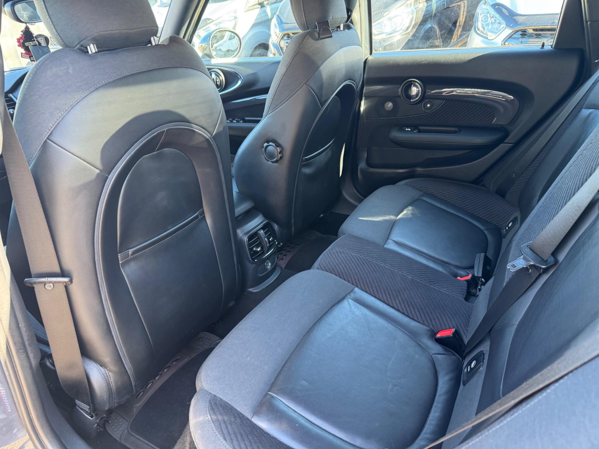 Mini Clubman view 27