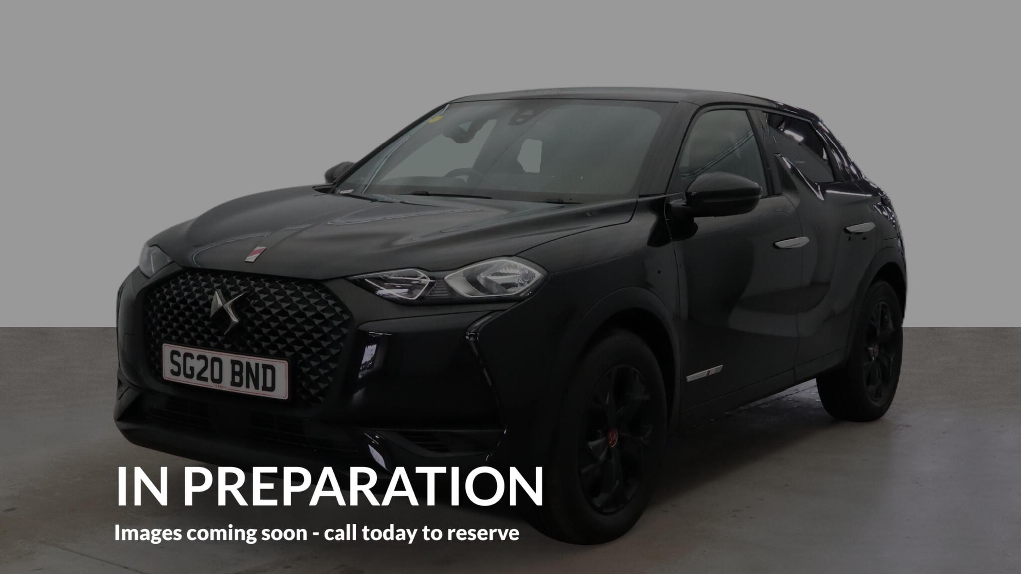 DS Automobiles DS 3 Crossback view 2