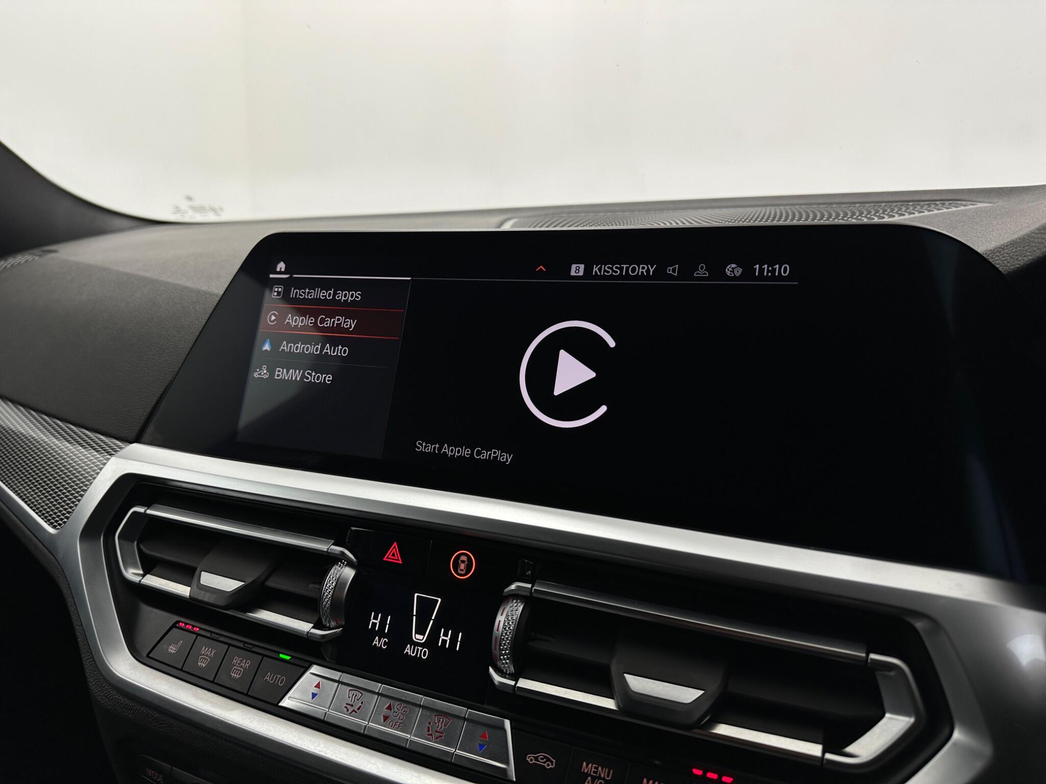 BMW 3 Series view 24