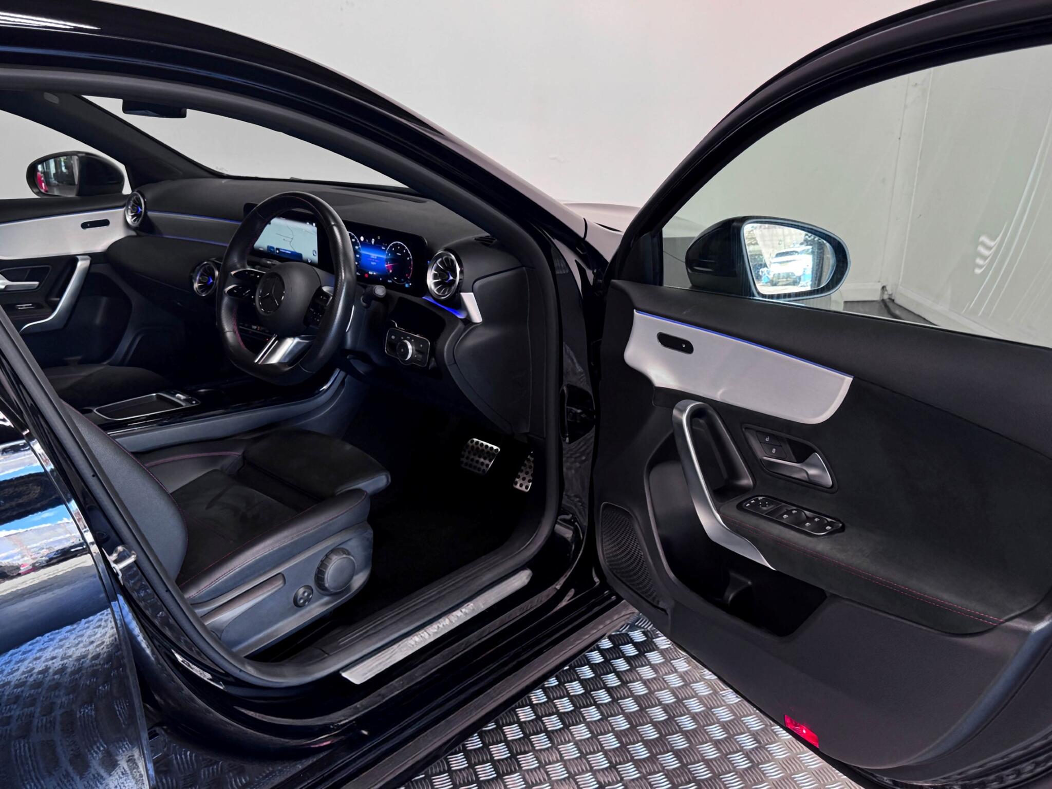 Mercedes-Benz A-Class view 17