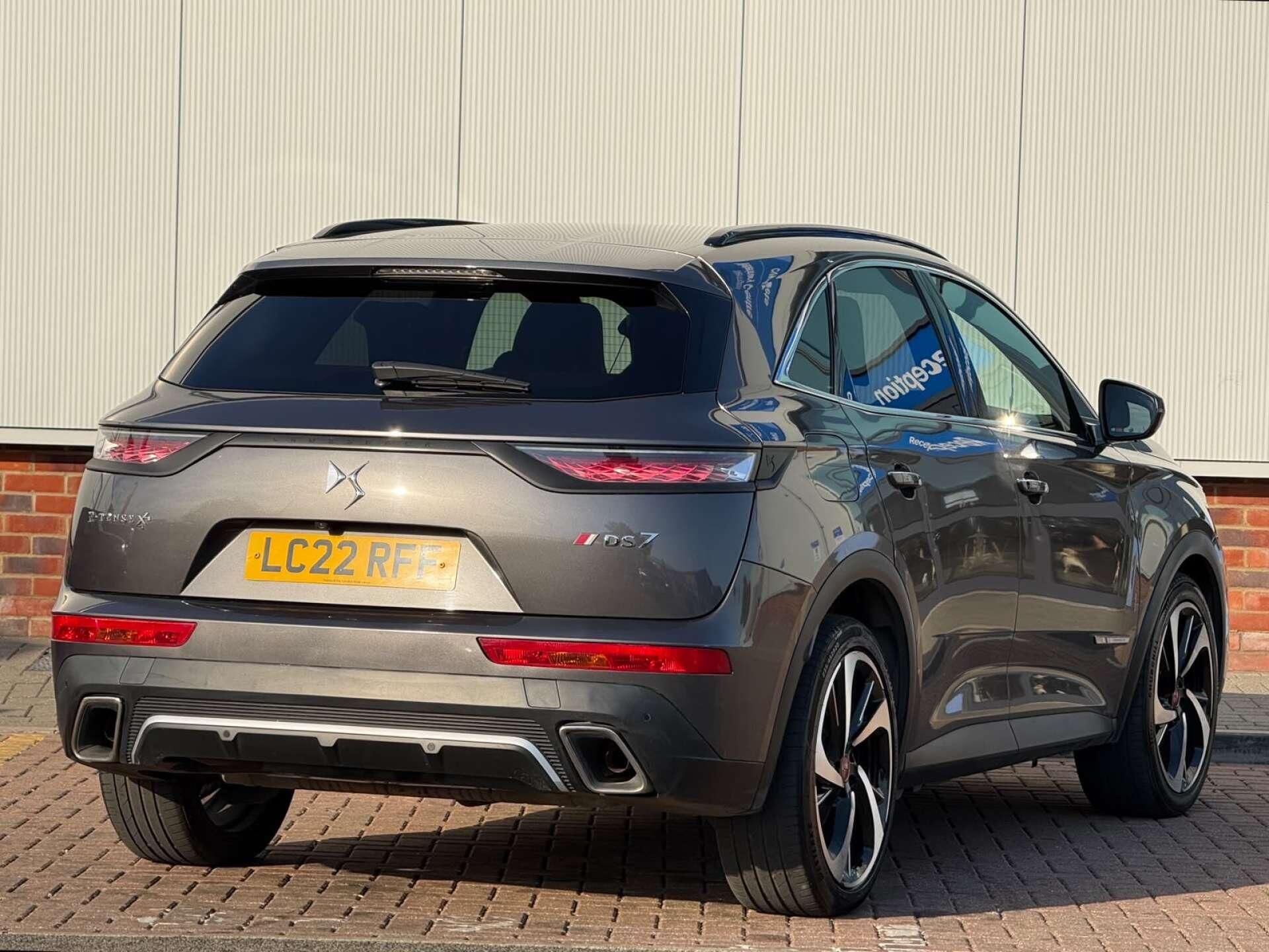 DS Automobiles DS 7 Crossback view 8