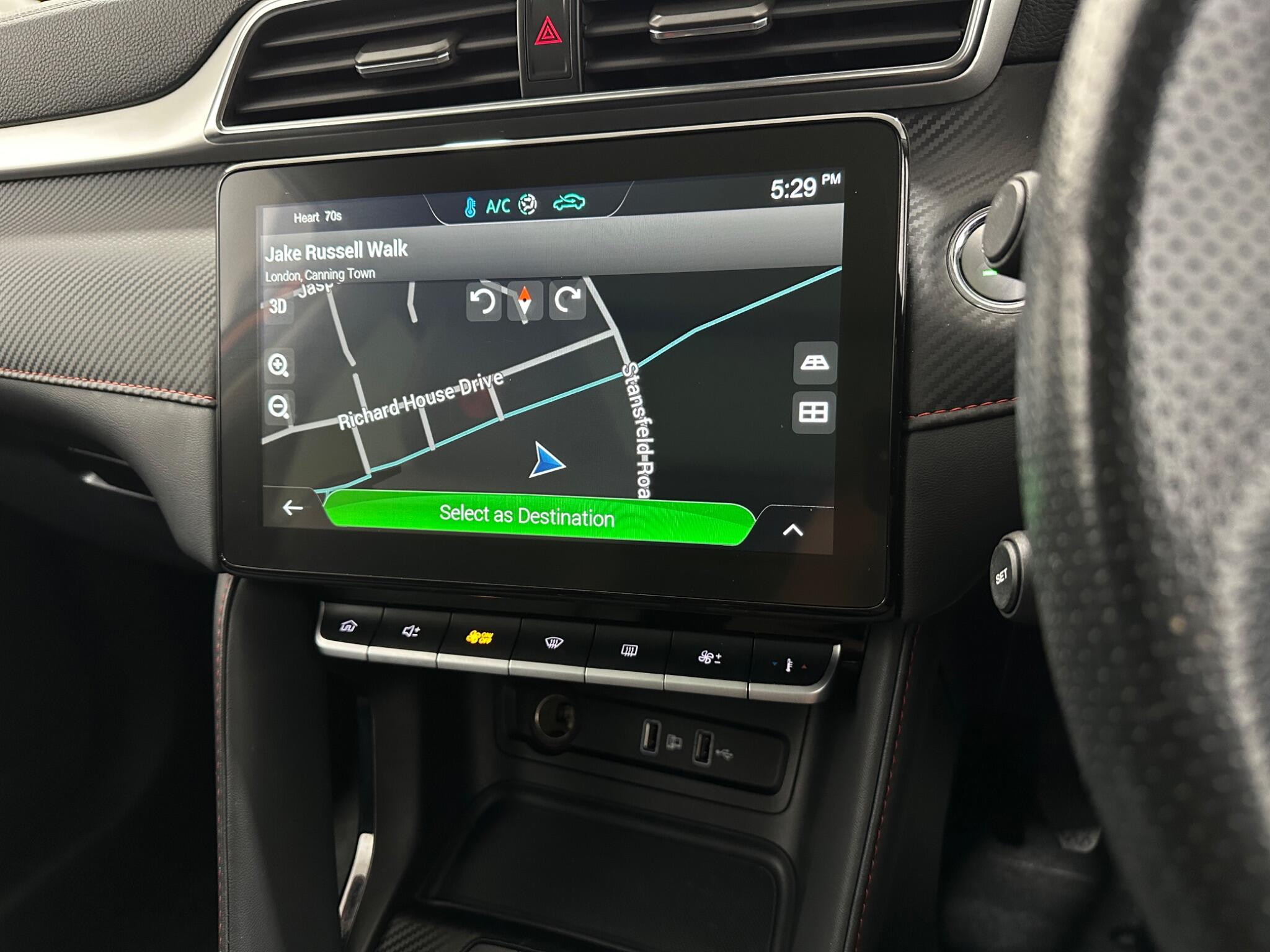 MG ZS view 21