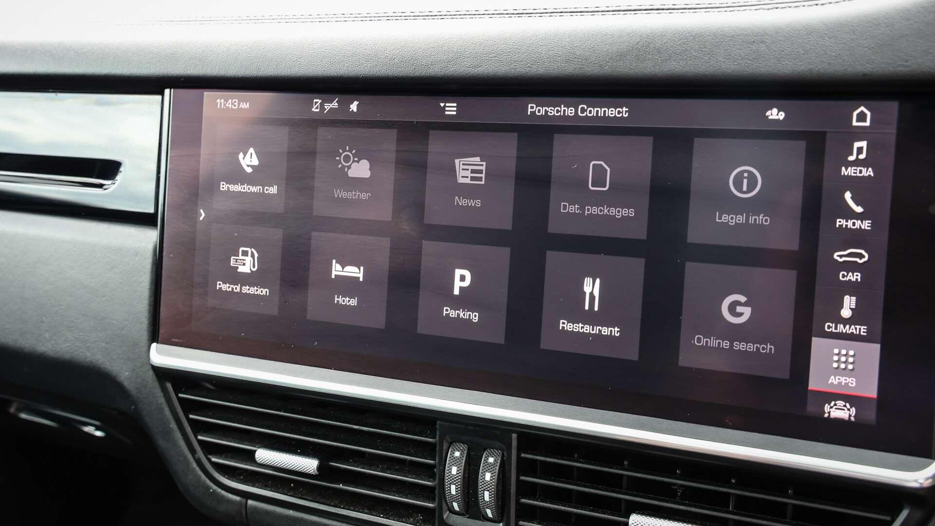 Porsche Cayenne view 19