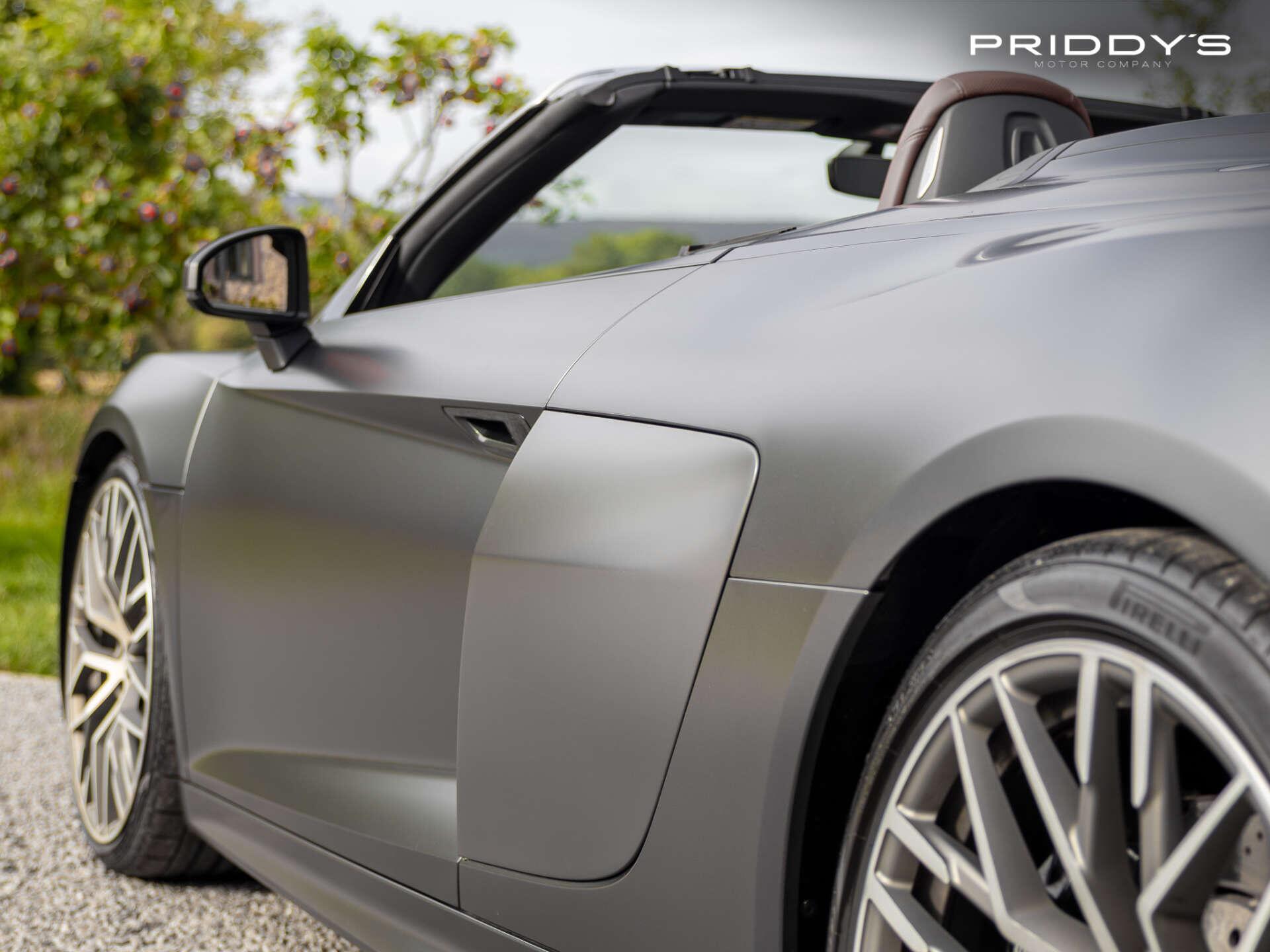 Audi R8 view 61