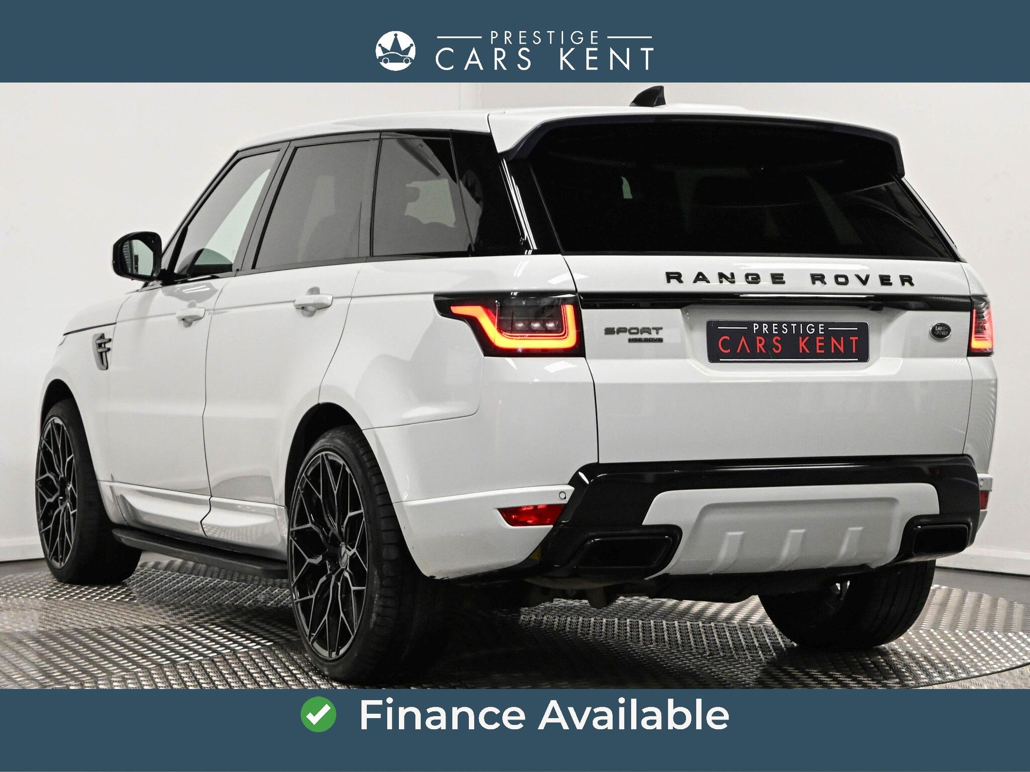 Land Rover Range Rover Sport view 3