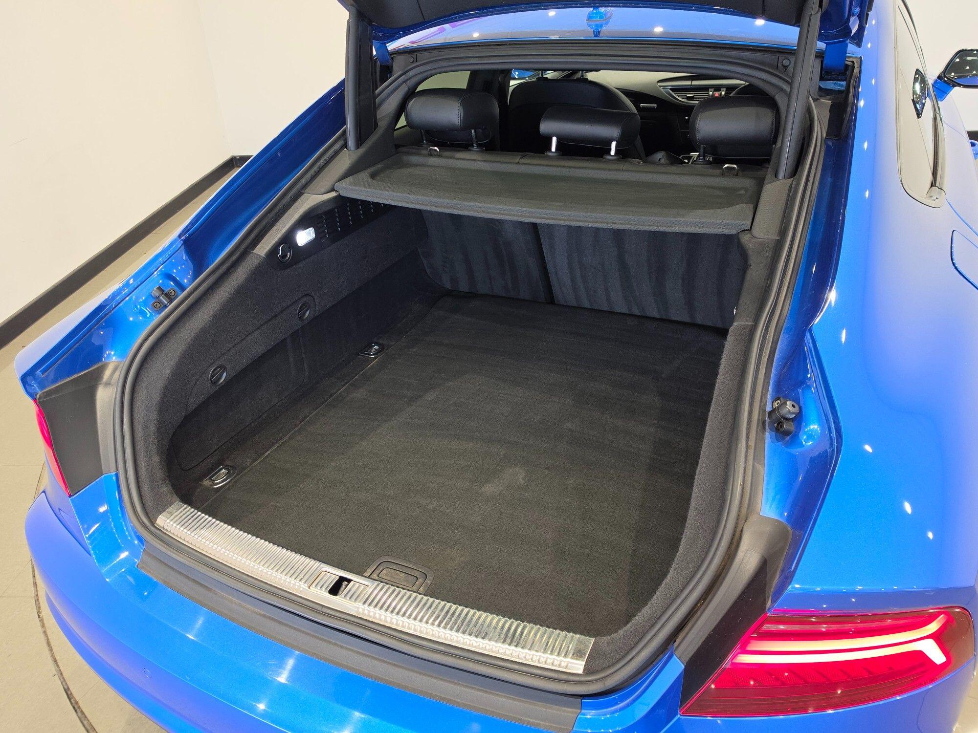 Audi A7 view 56