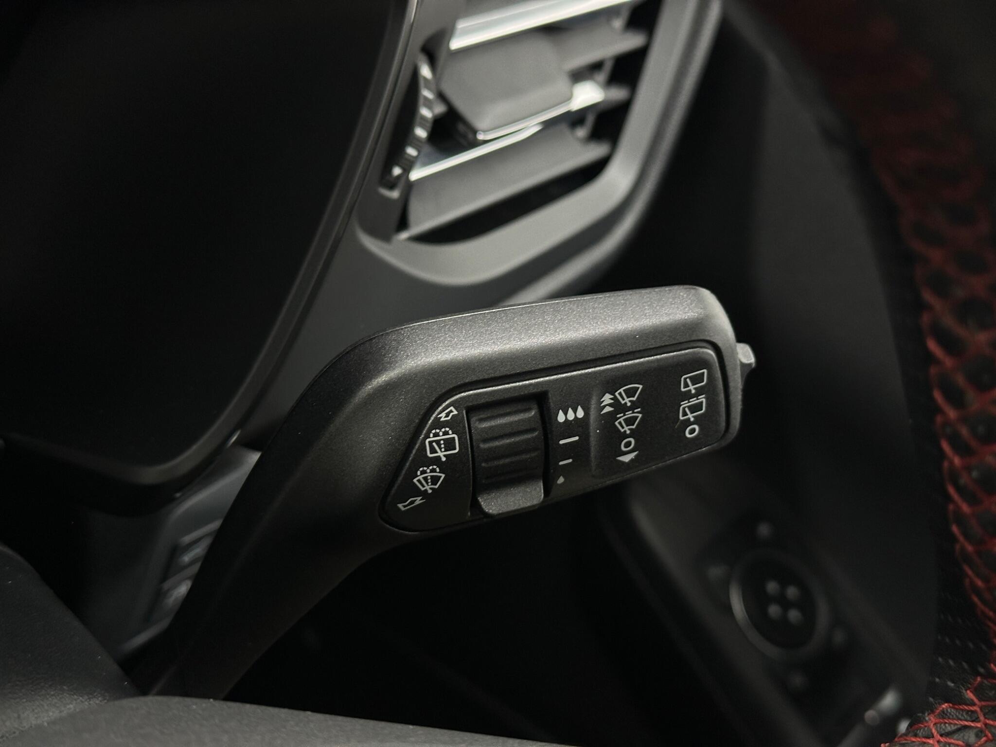 Ford Kuga view 17