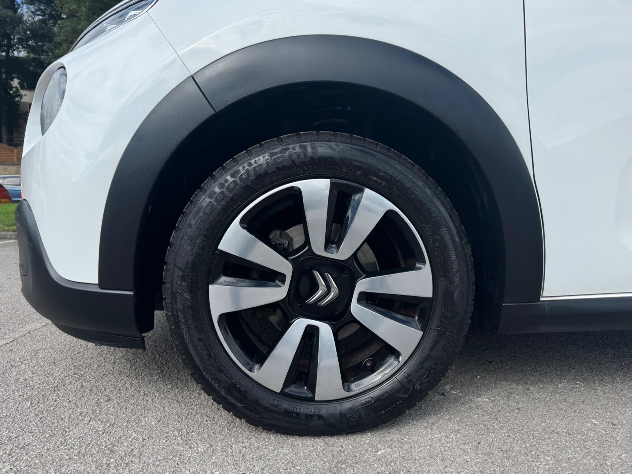 Citroen C3 view 11