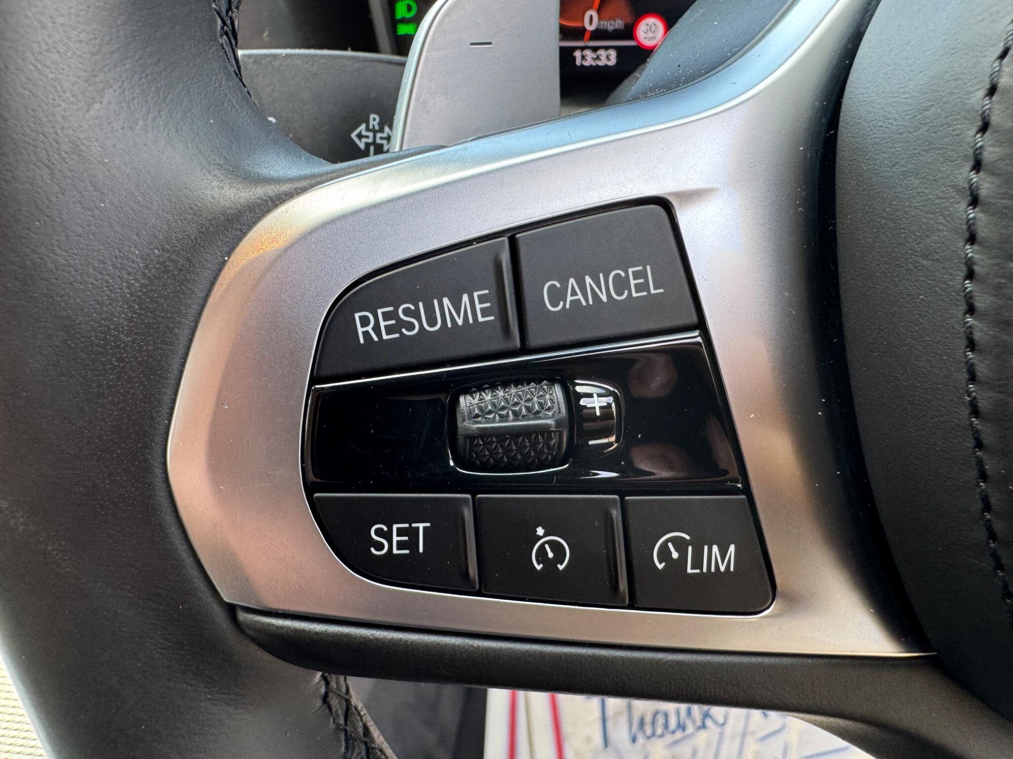 BMW 3 Series view 27
