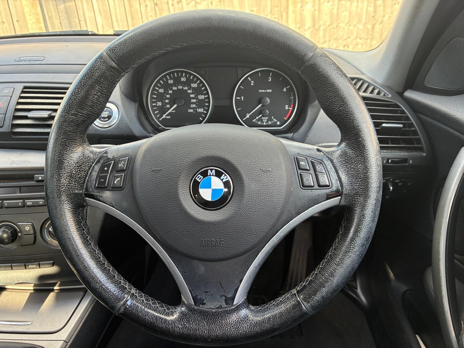 BMW 1 Series view 18