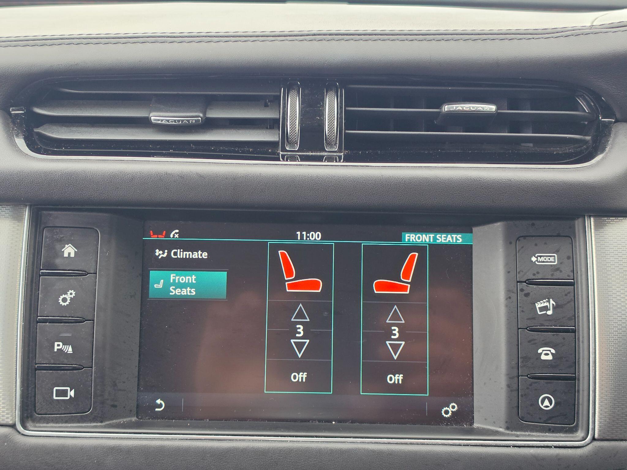 Jaguar XF view 16