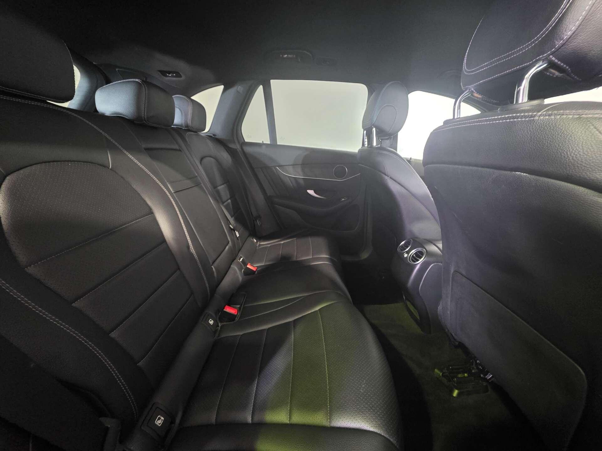 Mercedes-Benz GLC view 42