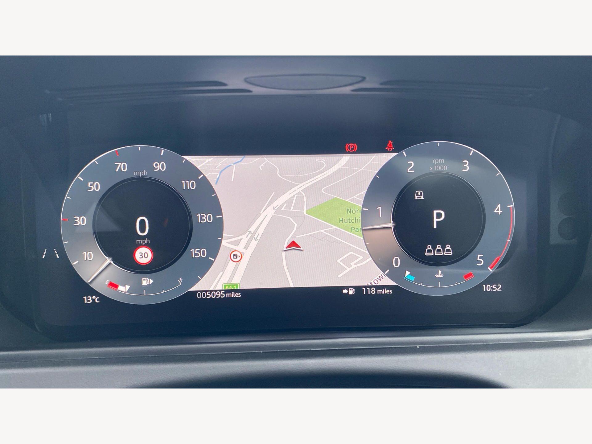 Land Rover Range Rover Velar view 19