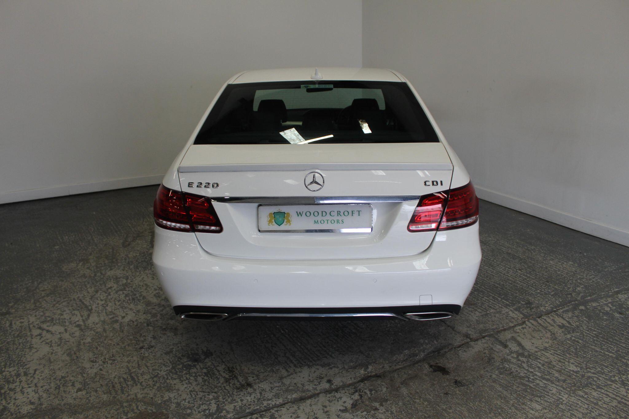 Mercedes-Benz E-Class view 14