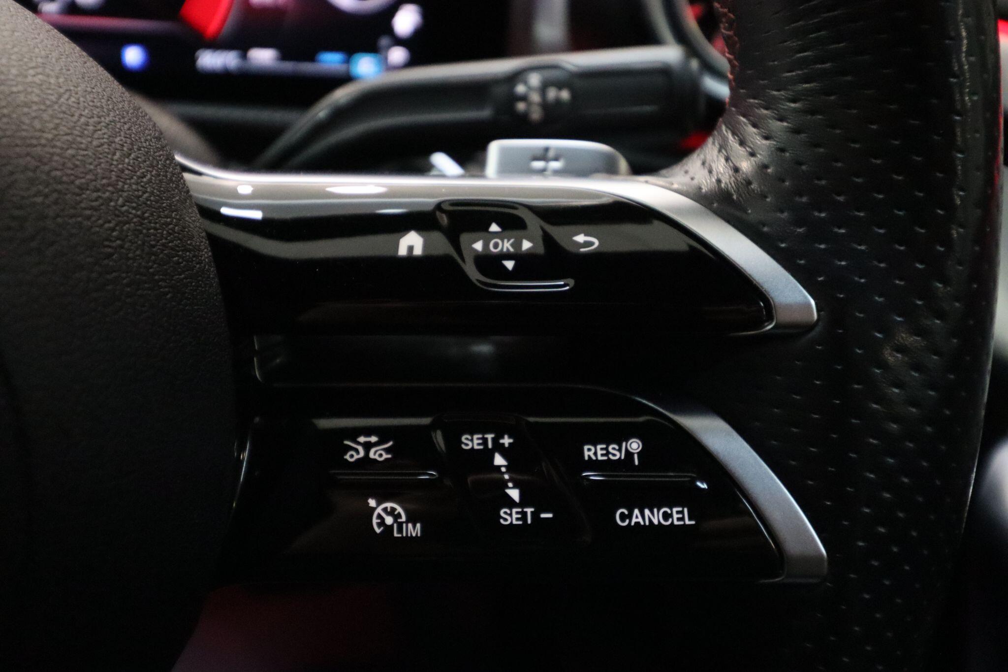 Mercedes-Benz Cla view 42