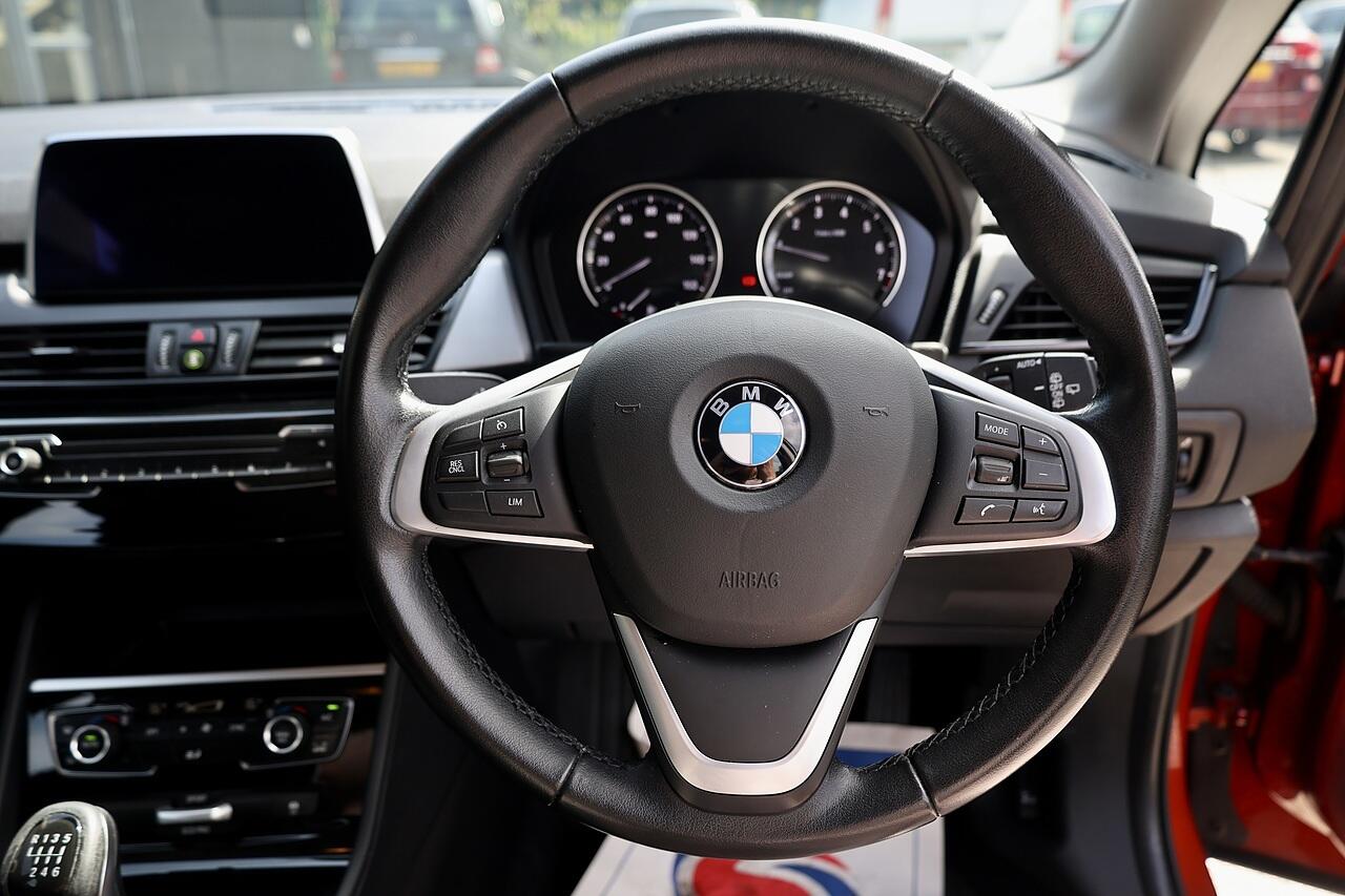 BMW 2 Series Active Tourer view 19