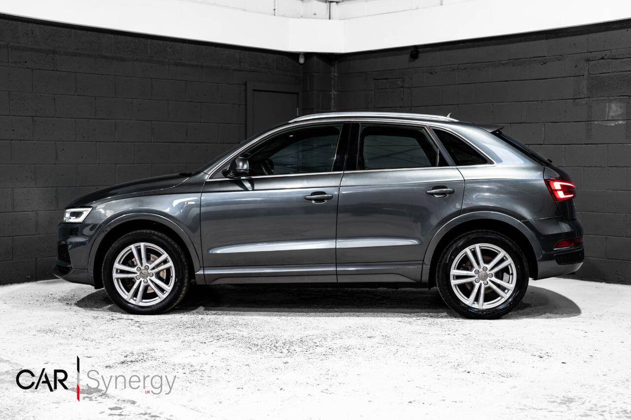 Audi Q3 view 4