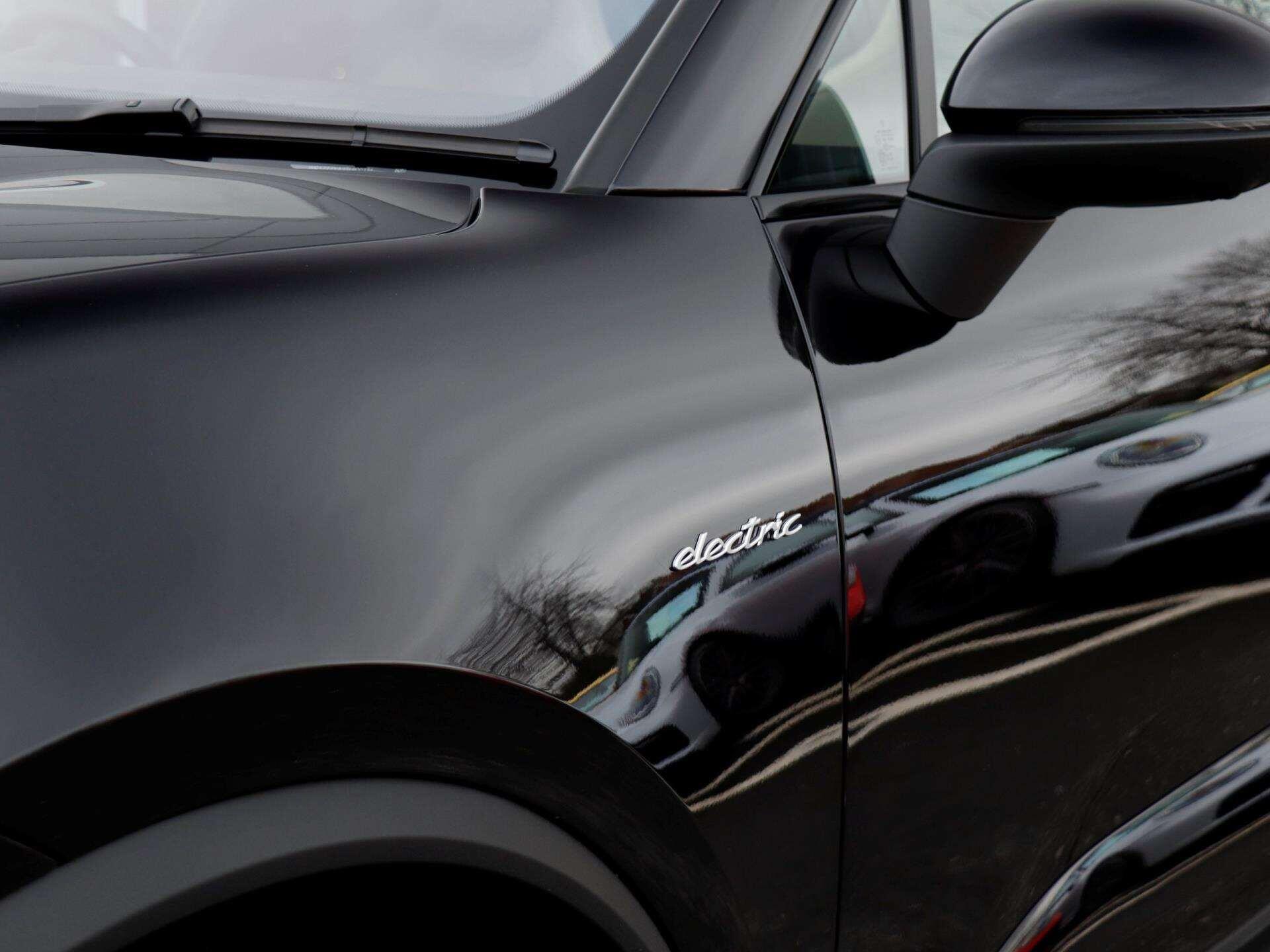 Porsche Macan view 33