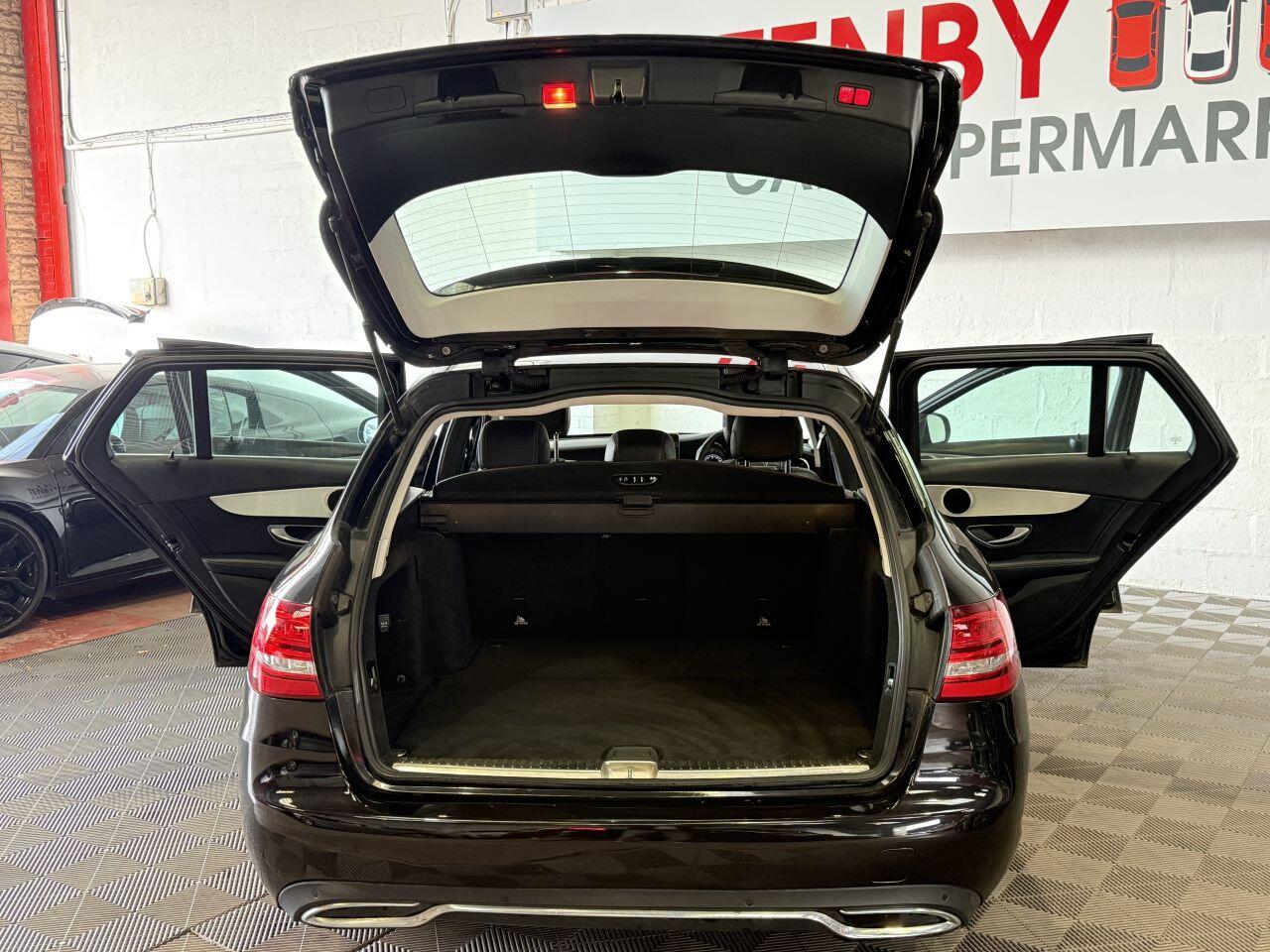 Mercedes-Benz C-Class view 15
