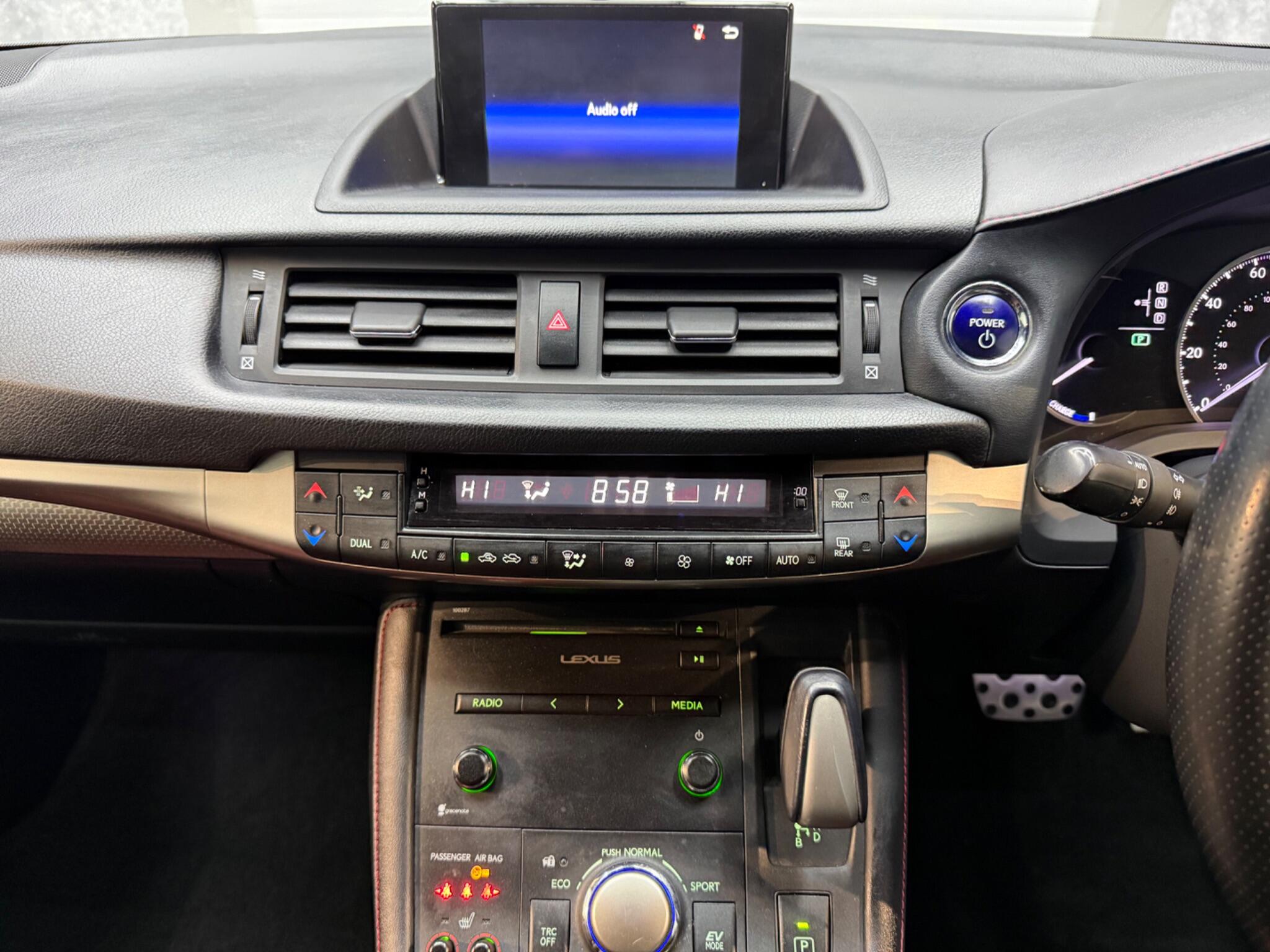 Lexus CT view 14