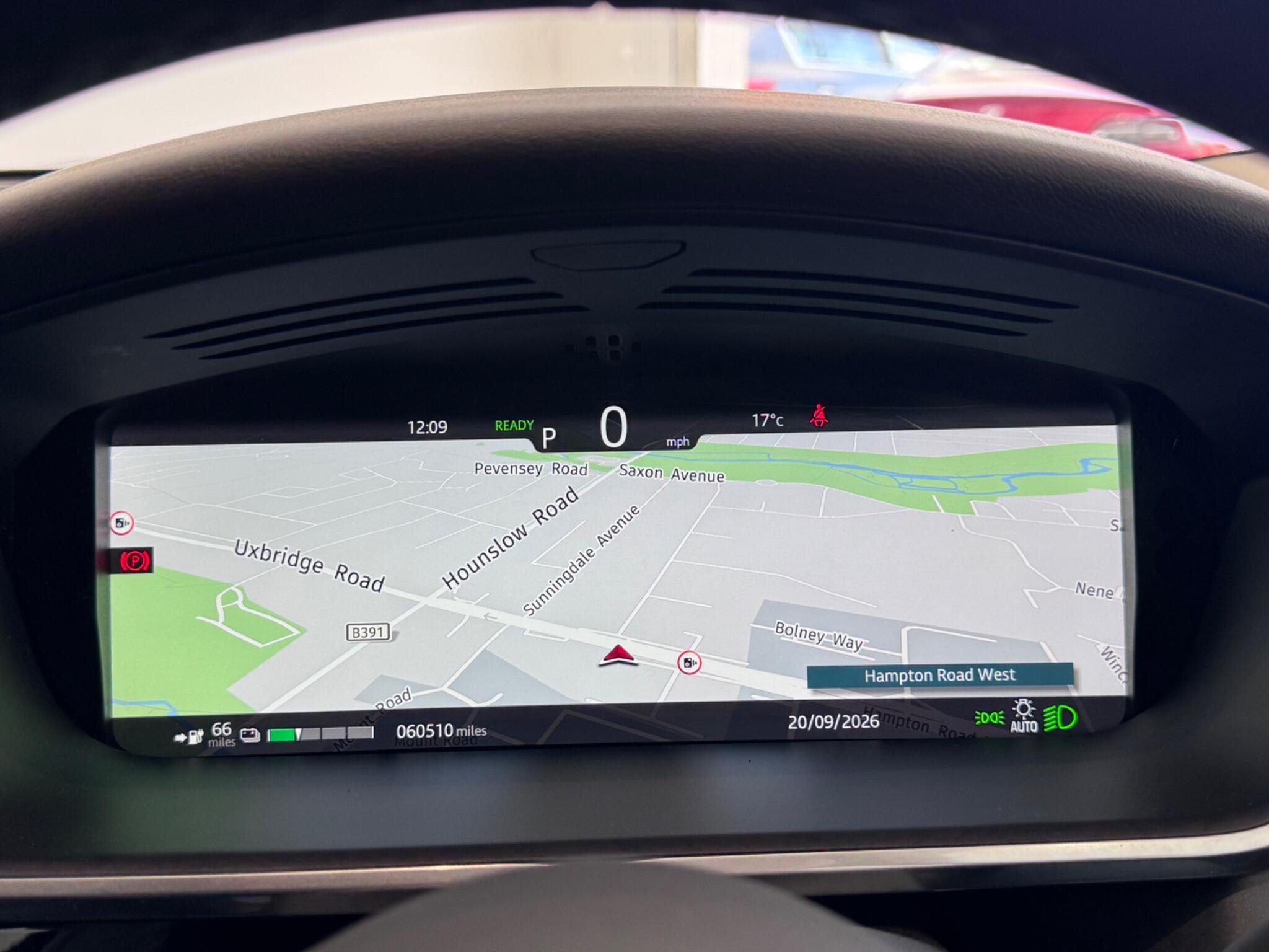 Jaguar I-Pace view 18