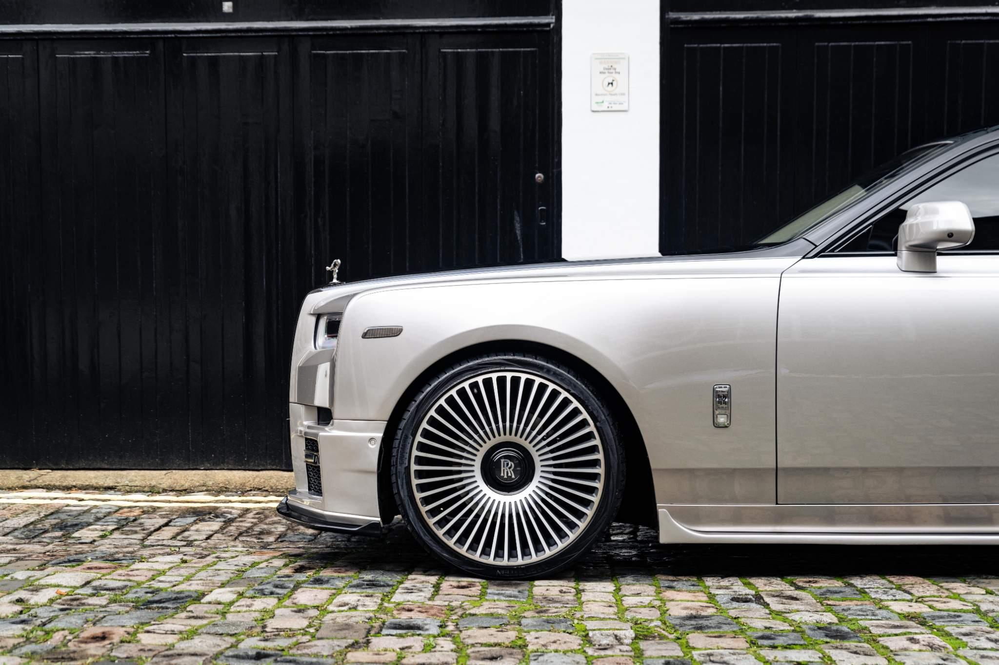 Rolls-Royce Phantom view 43