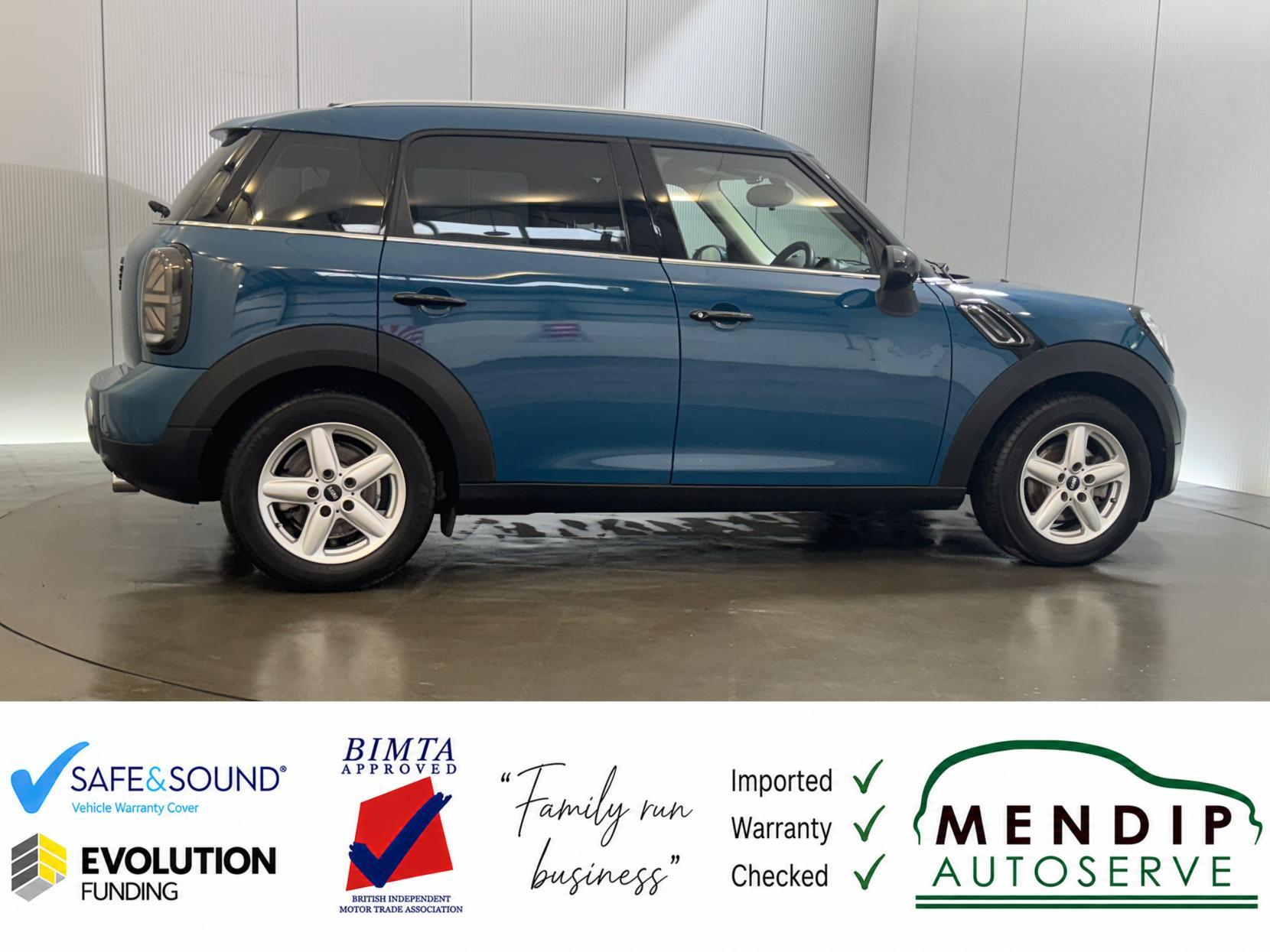 Mini Countryman view 26