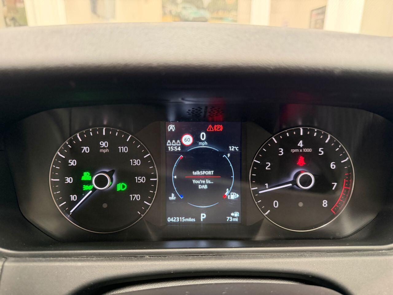 Land Rover Range Rover Velar view 37
