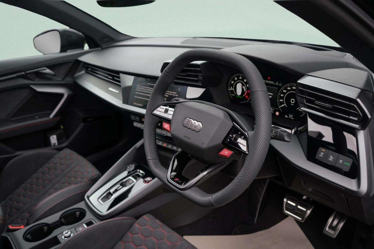Audi RS3 view 20