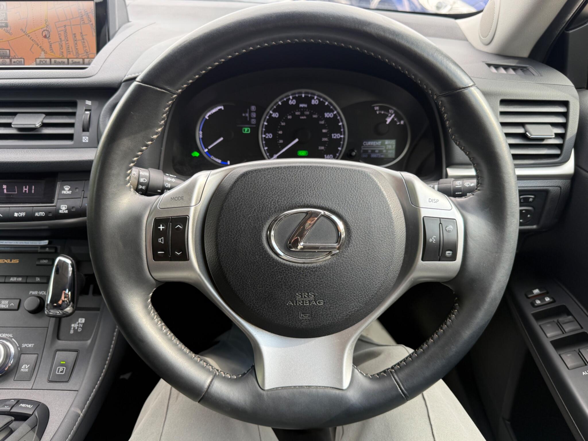 Lexus CT - Image 67
