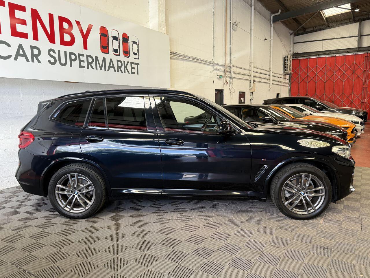 BMW X3 view 11