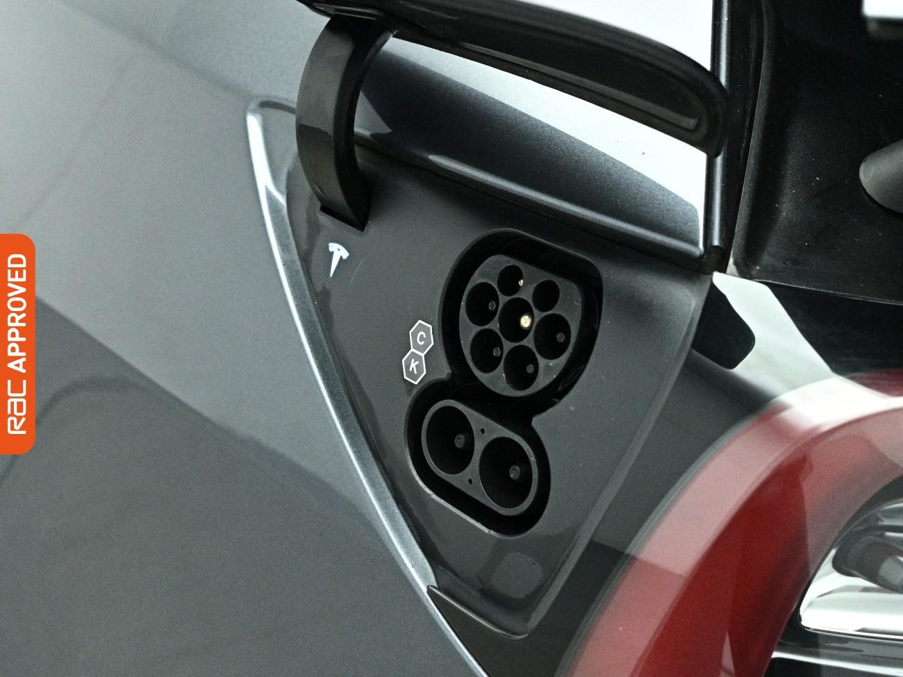 Tesla Model Y view 14