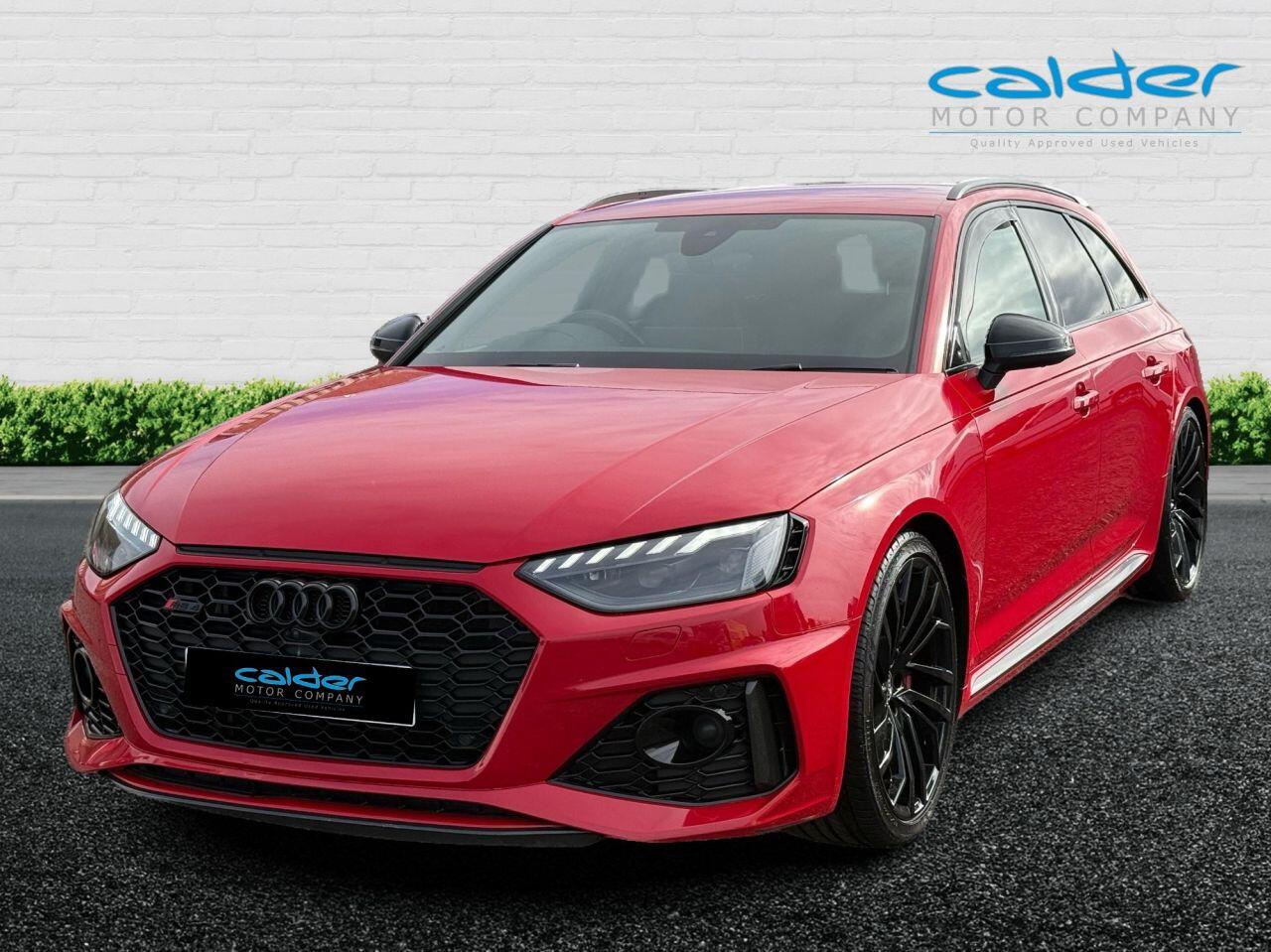 Audi RS4 view 5