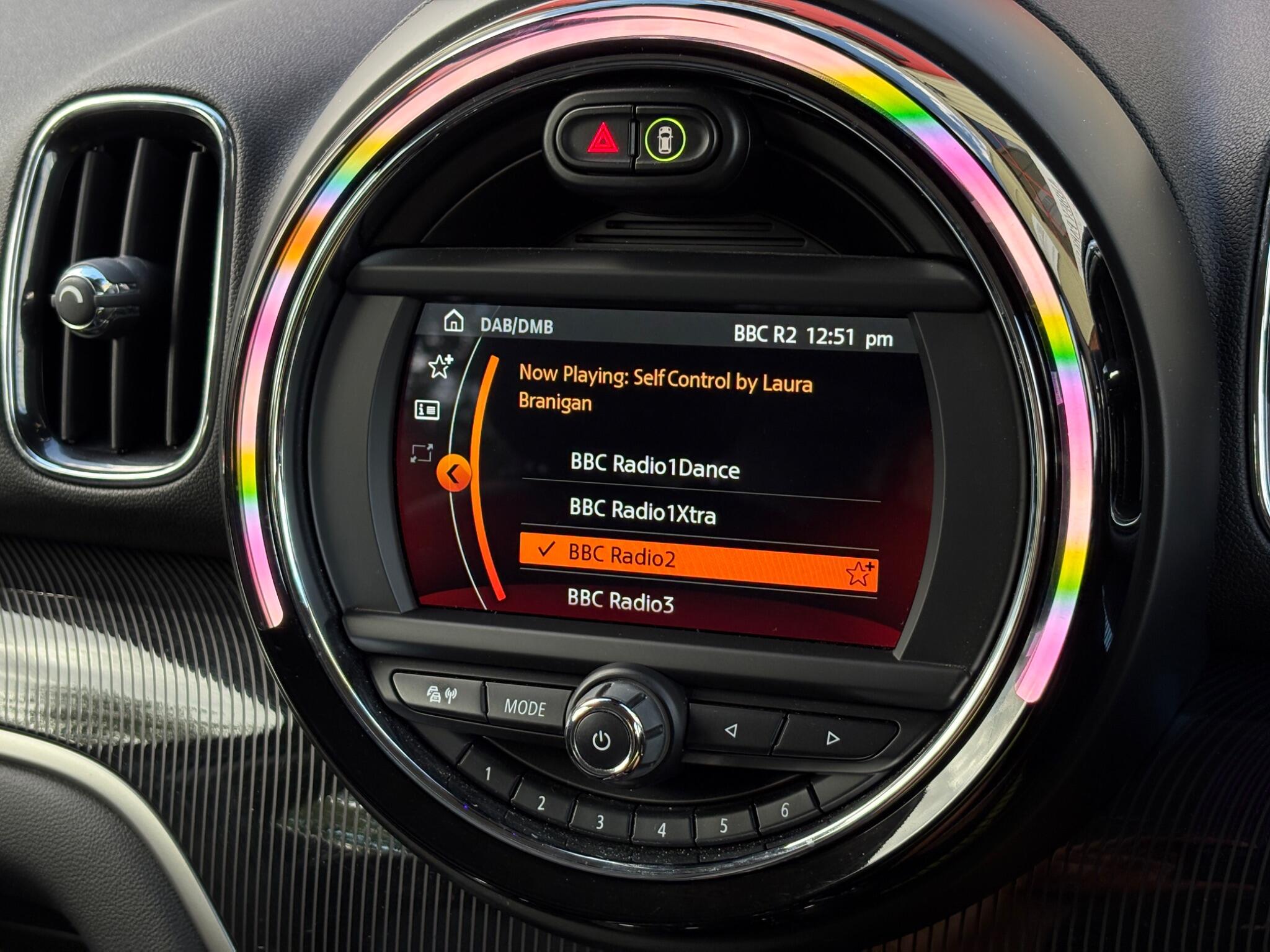 Mini Countryman view 24
