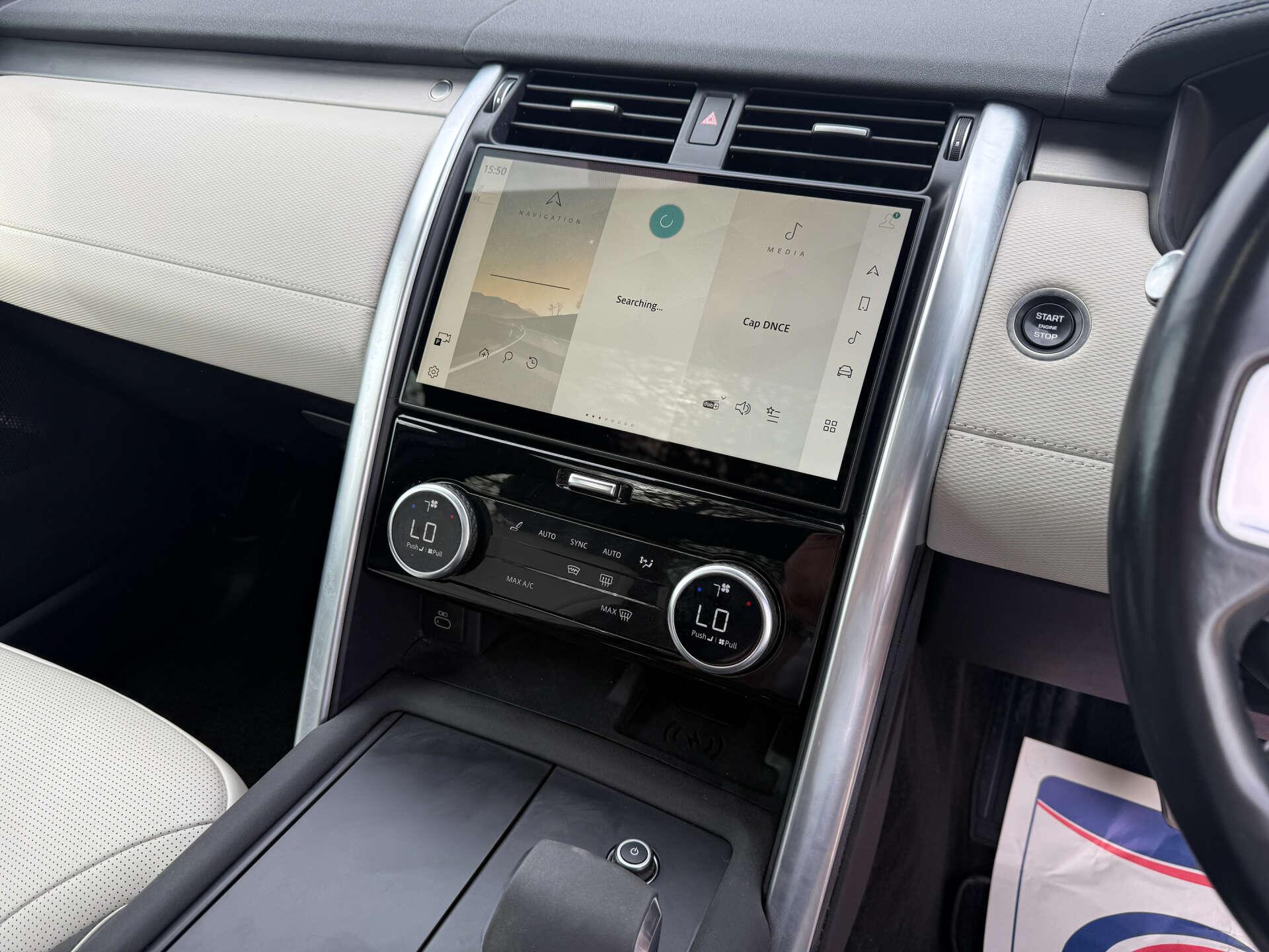 Land Rover Discovery view 27