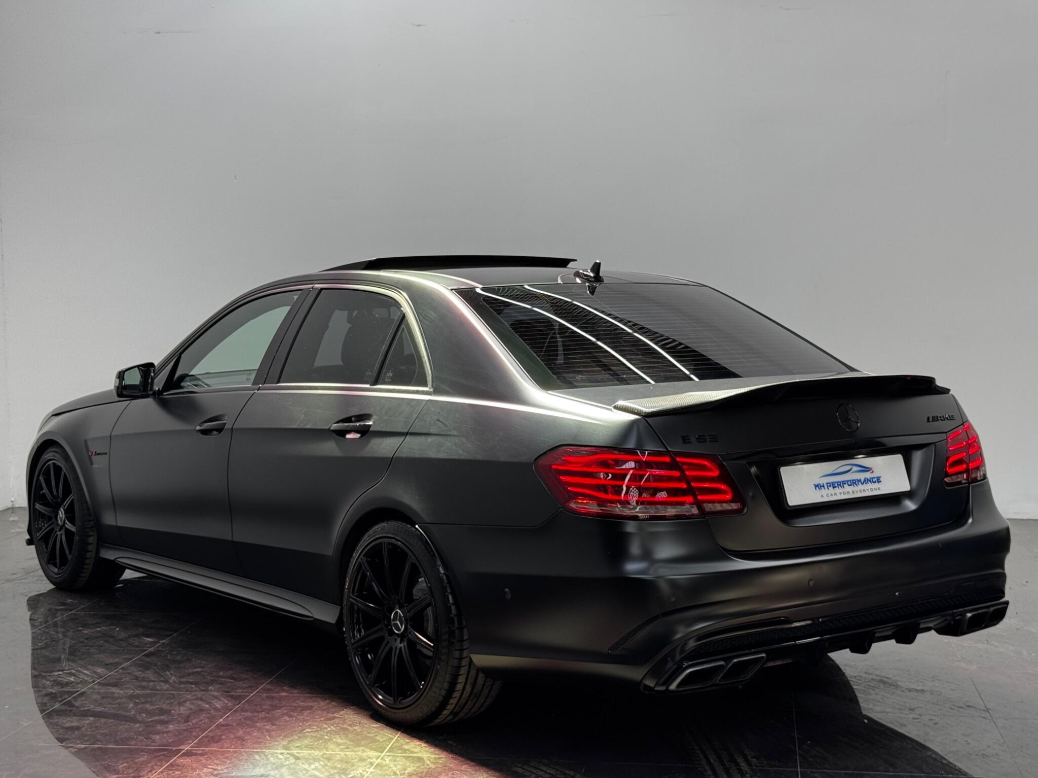 Mercedes-Benz E-Class view 53