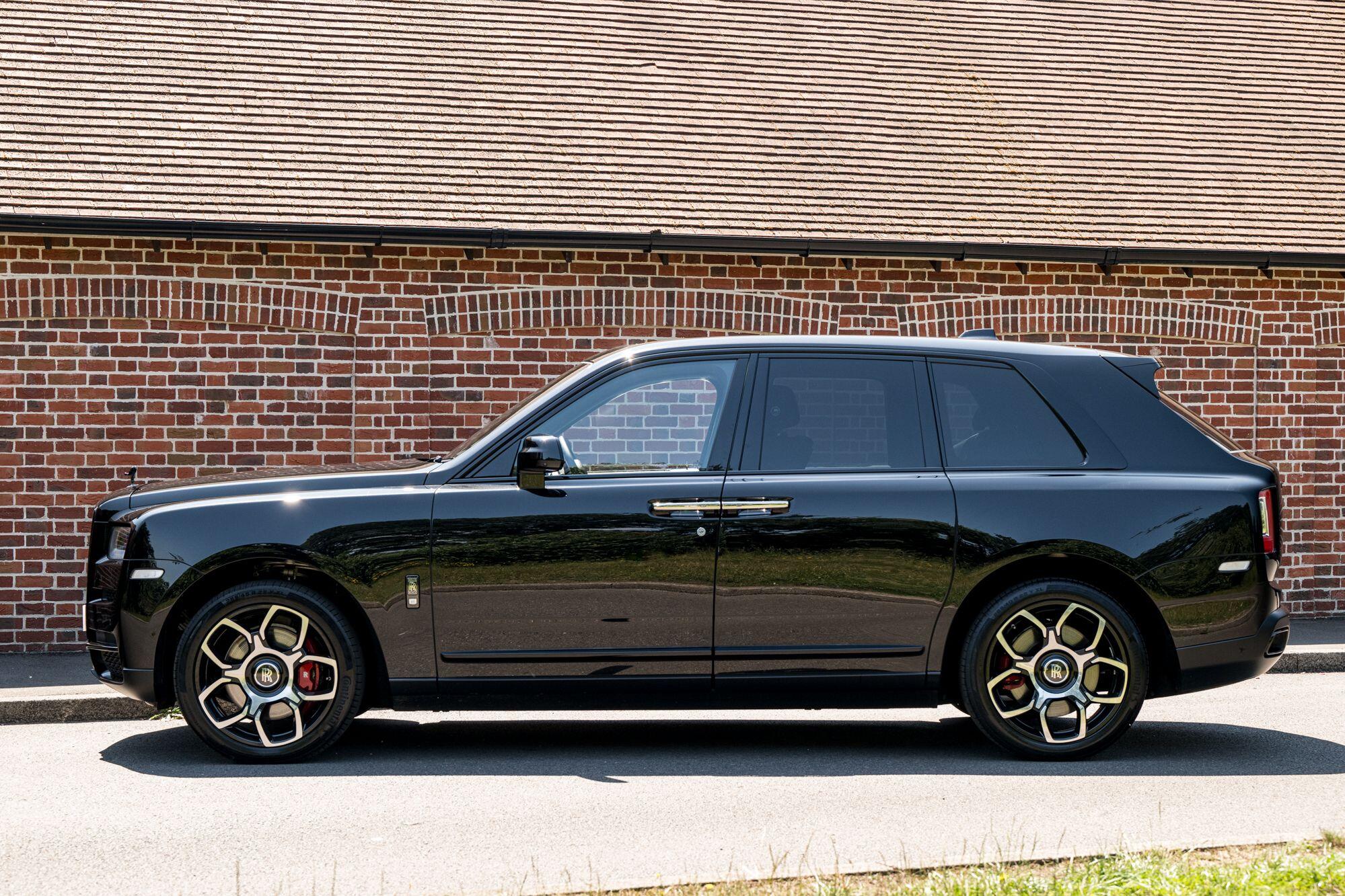 Rolls-Royce Cullinan view 5