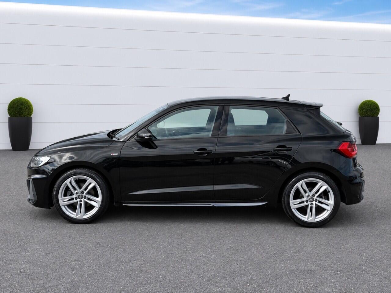 Audi A1 view 7