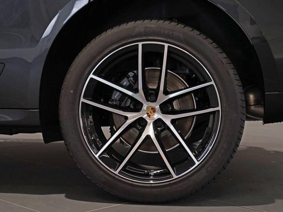 Porsche Macan view 57