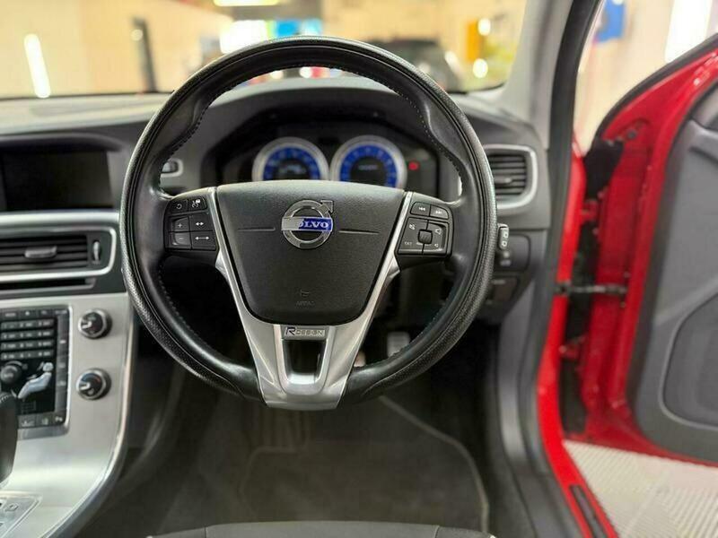 2011 Volvo V60 image 18