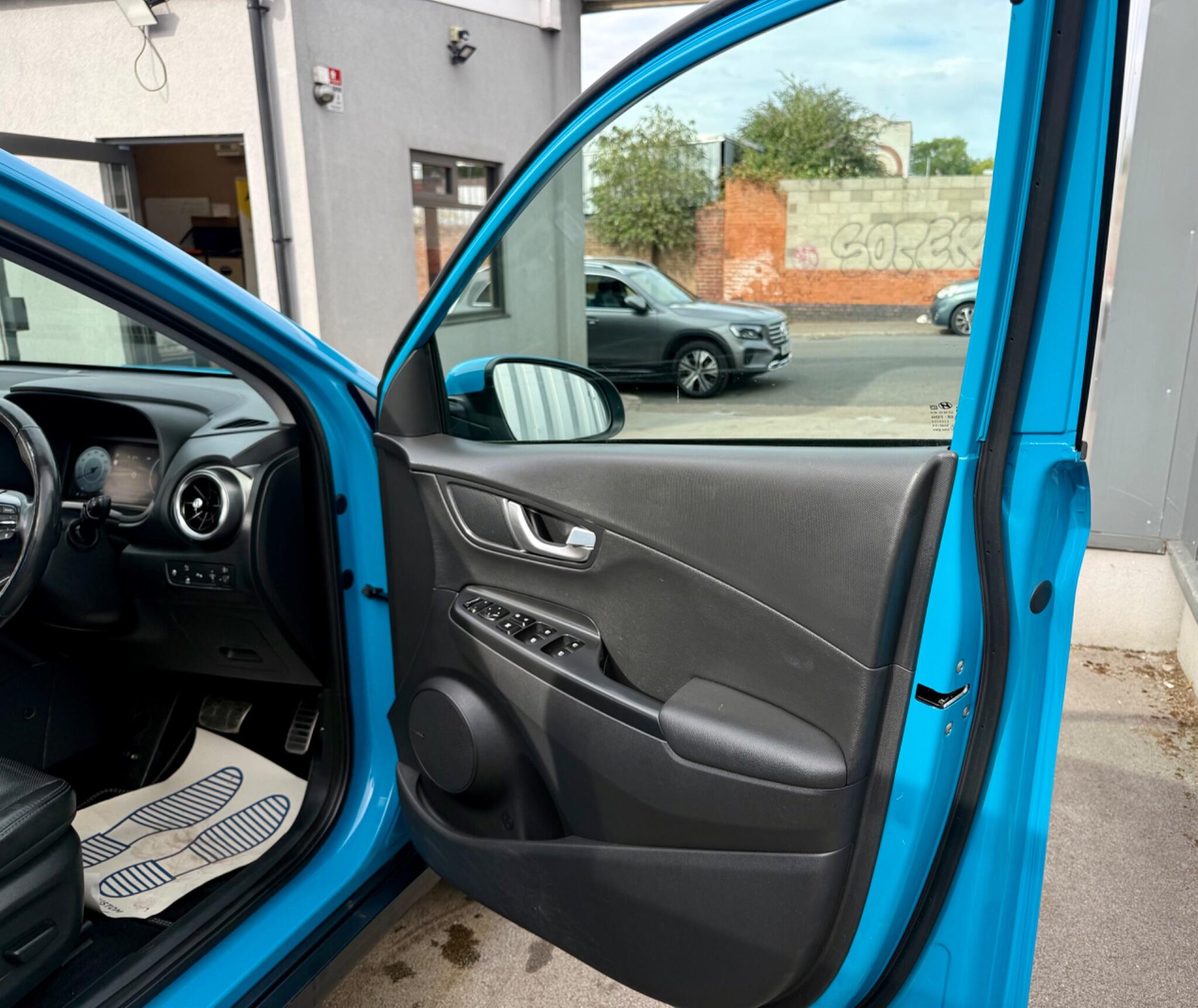 Hyundai Kona view 15