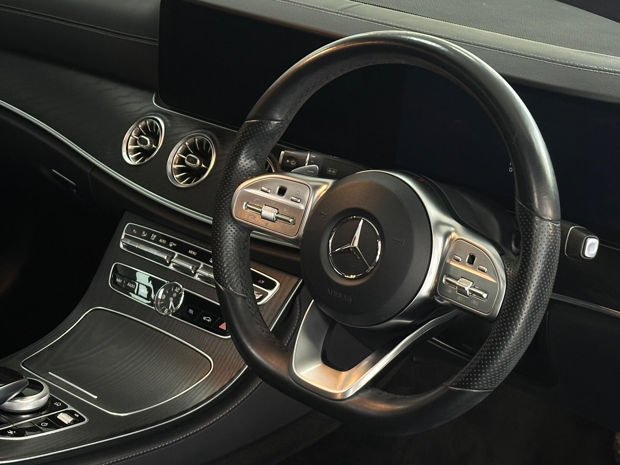 Mercedes-Benz E Class view 15