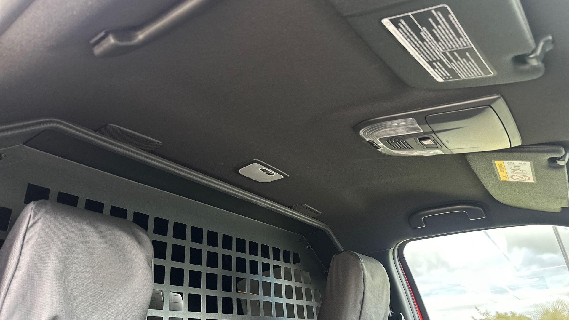 Isuzu D-Max view 17