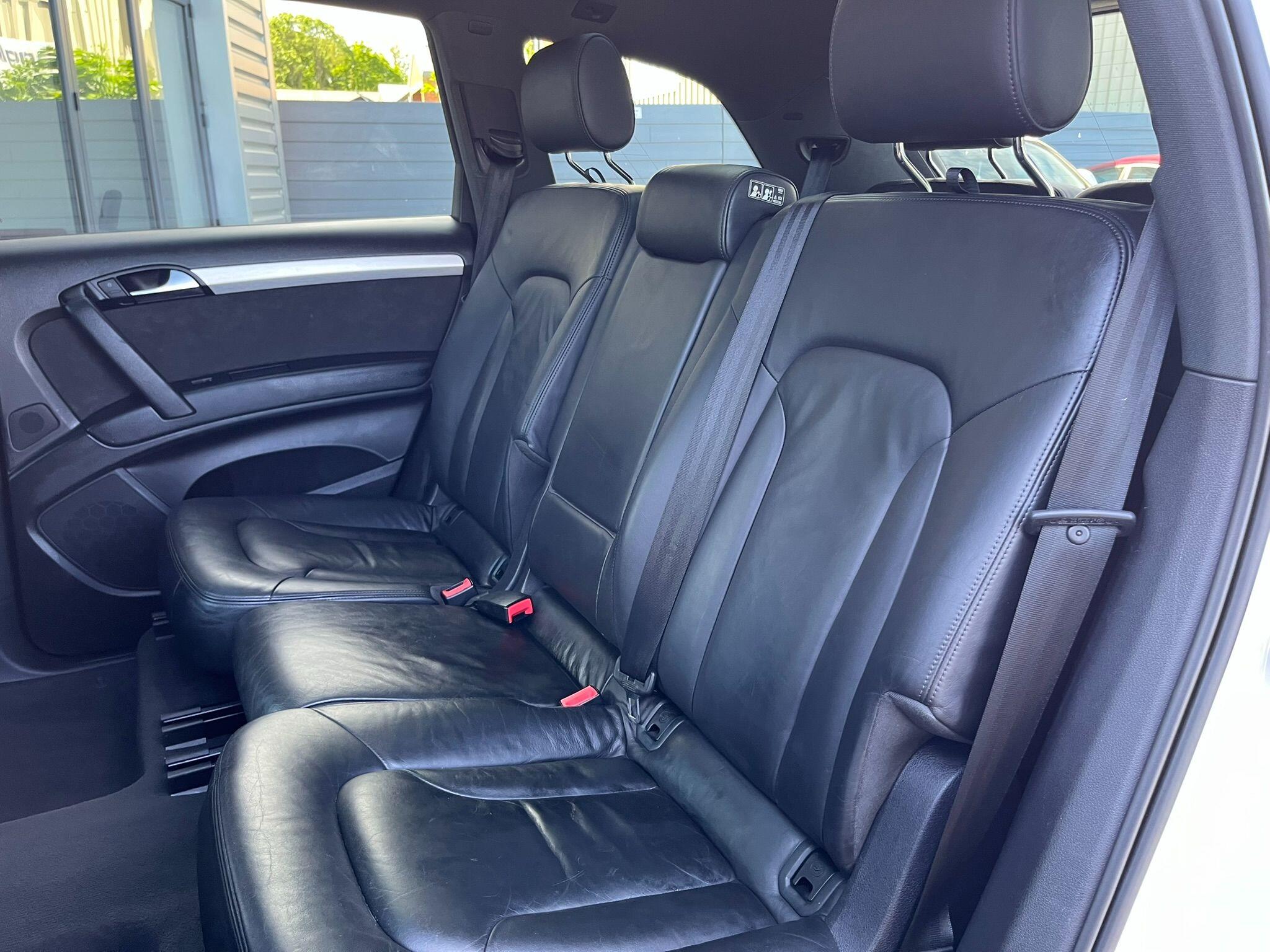 Audi Q7 view 19