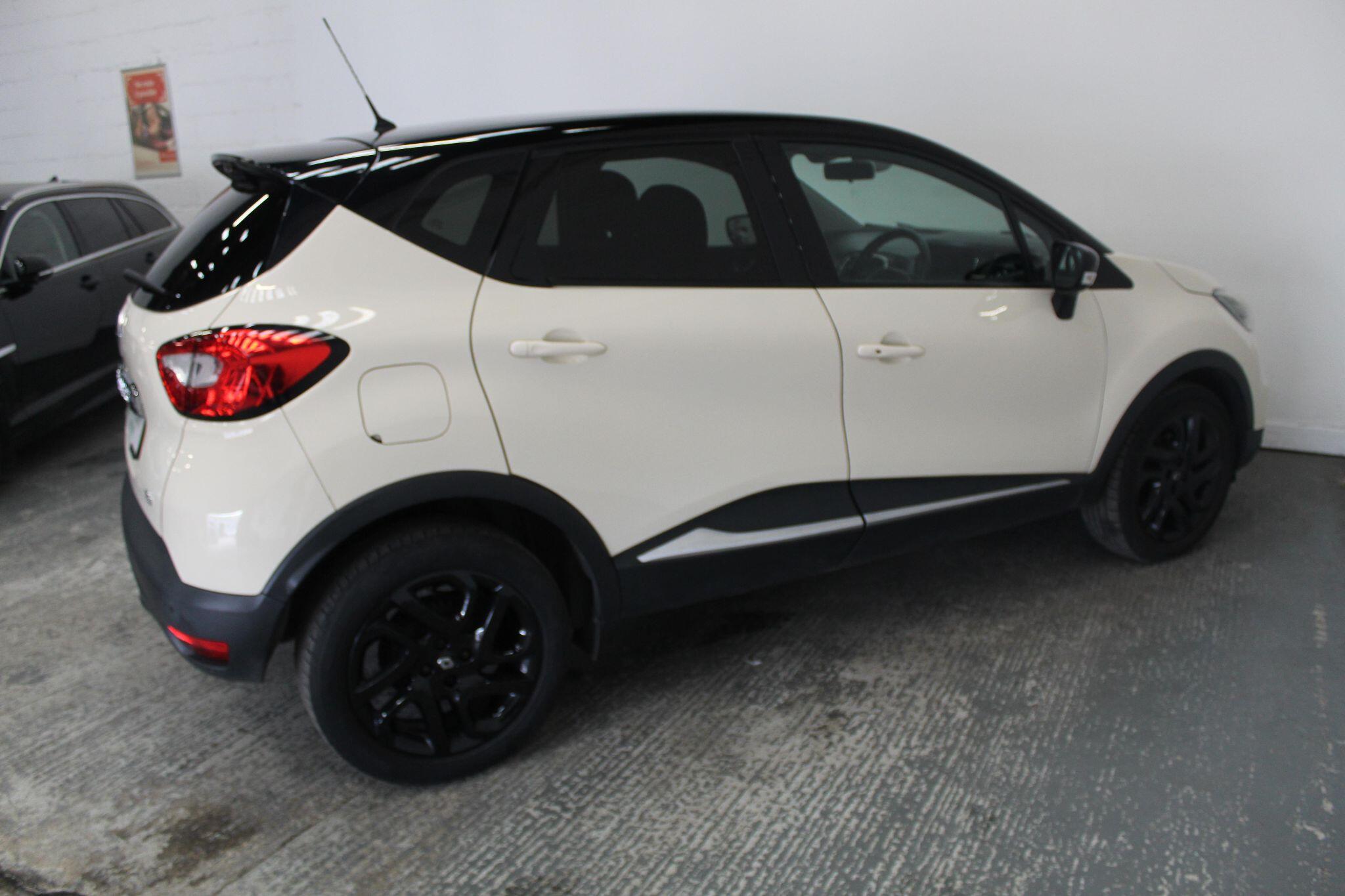 Renault Captur view 10