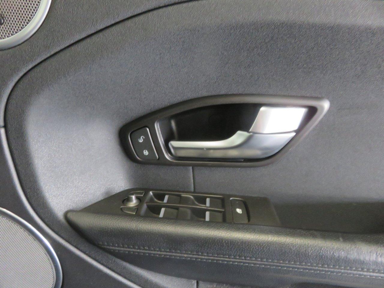 Land Rover Range Rover Evoque view 49