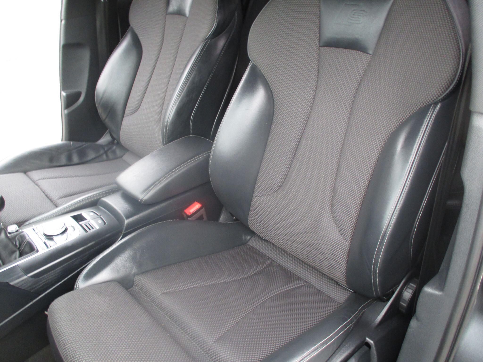 Audi A3 view 35