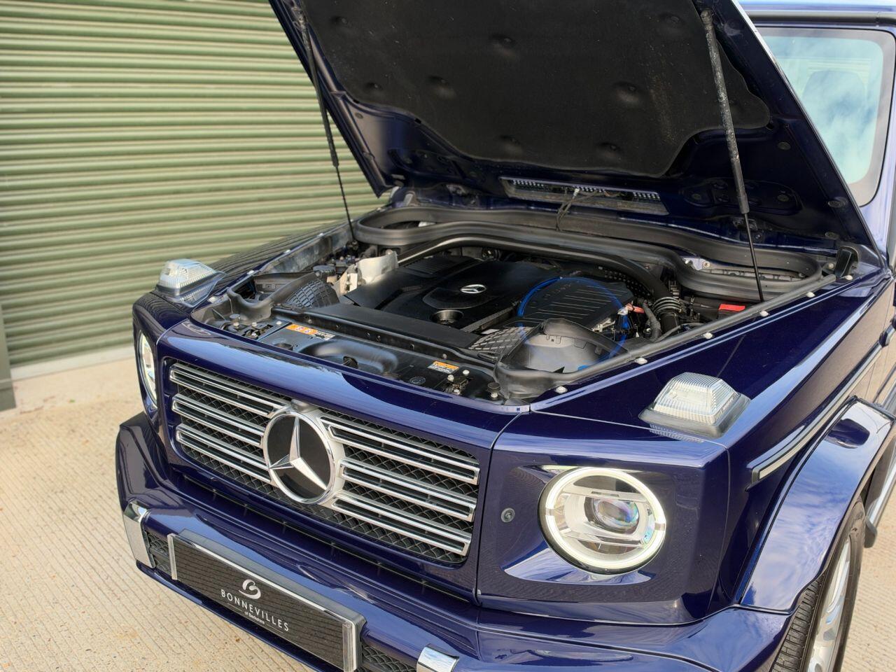 Mercedes-Benz G-Class view 21